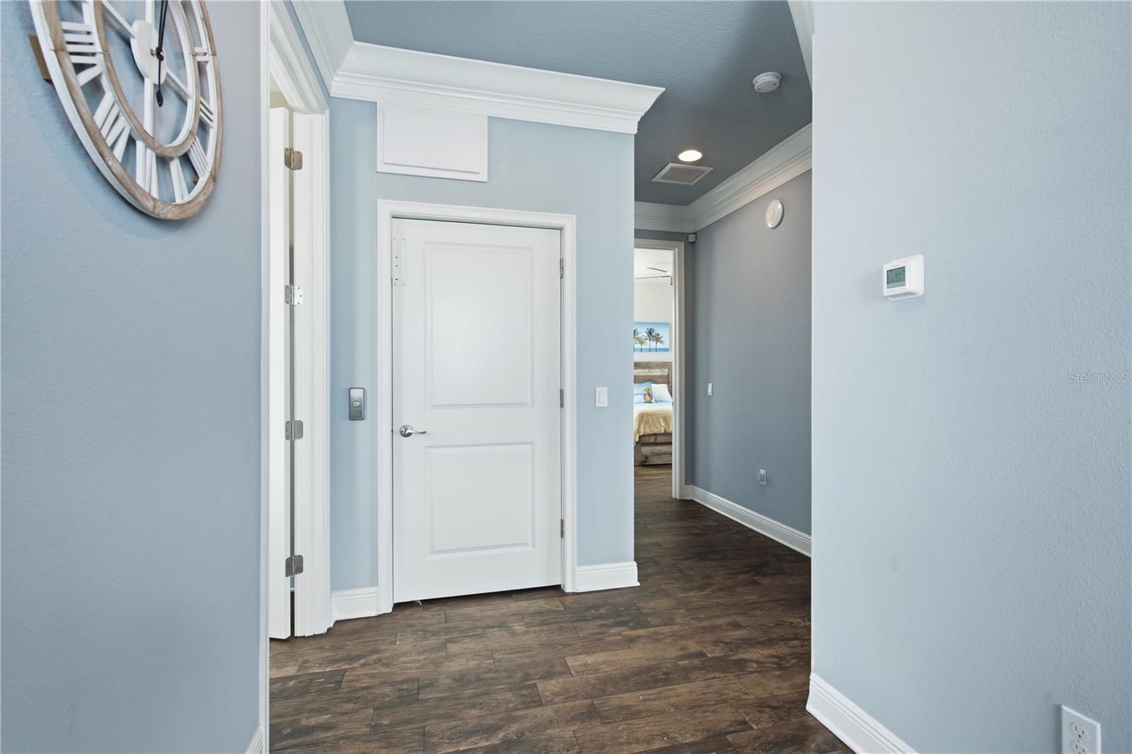 5777 ELISABETHAN LN — photo 33