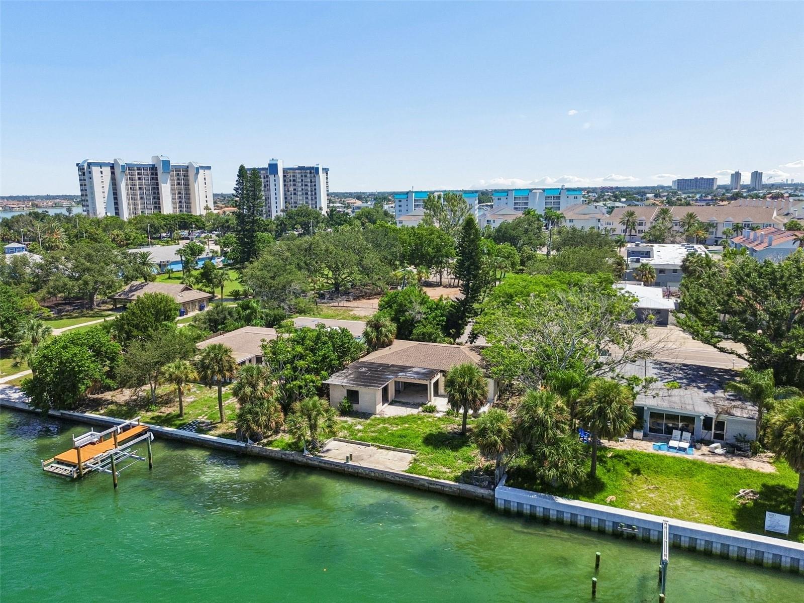 9300 GULF BLVD — photo 11