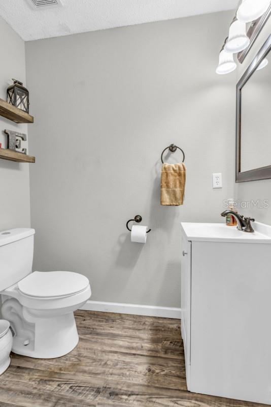 16107 WENTWORTH WAY — photo 9