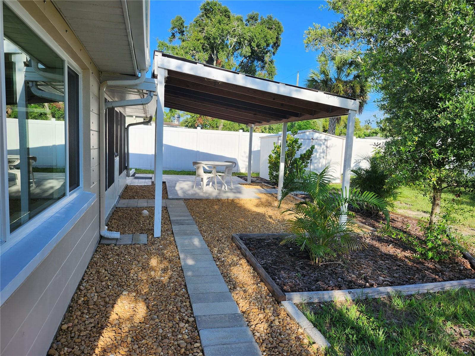 6144 SAPPHIRE DR — photo 21