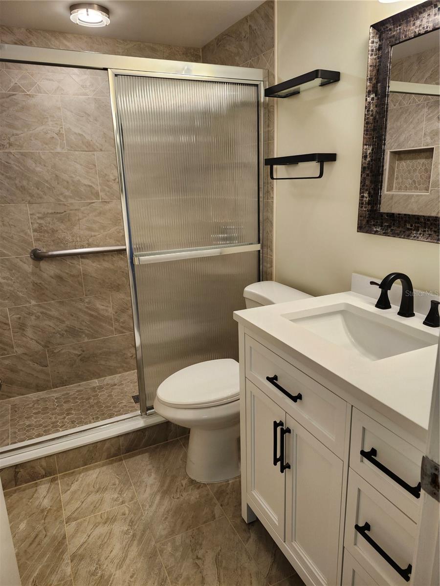 6144 SAPPHIRE DR — photo 12