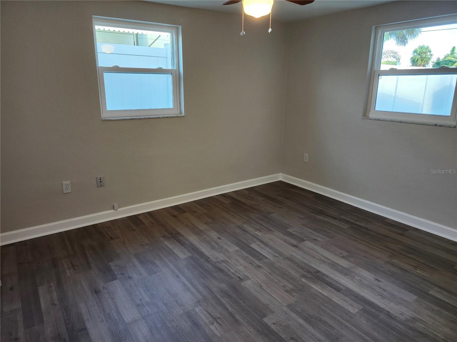 6144 SAPPHIRE DR — photo 9