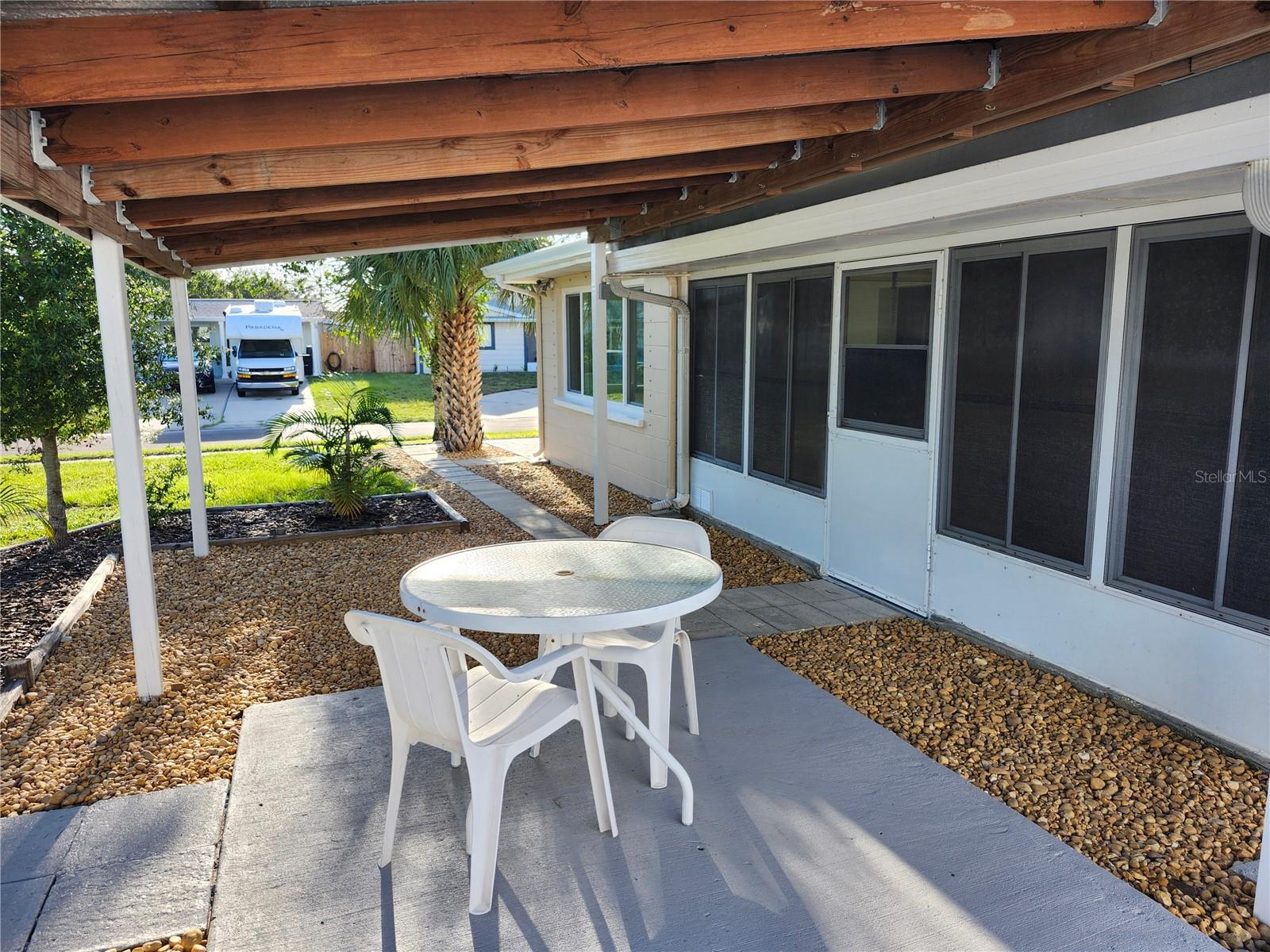 6144 SAPPHIRE DR — photo 20