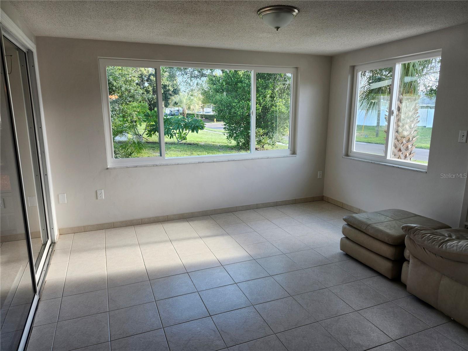 6144 SAPPHIRE DR — photo 23