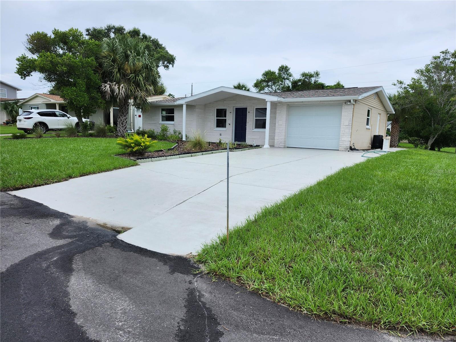 6144 SAPPHIRE DR — photo 2