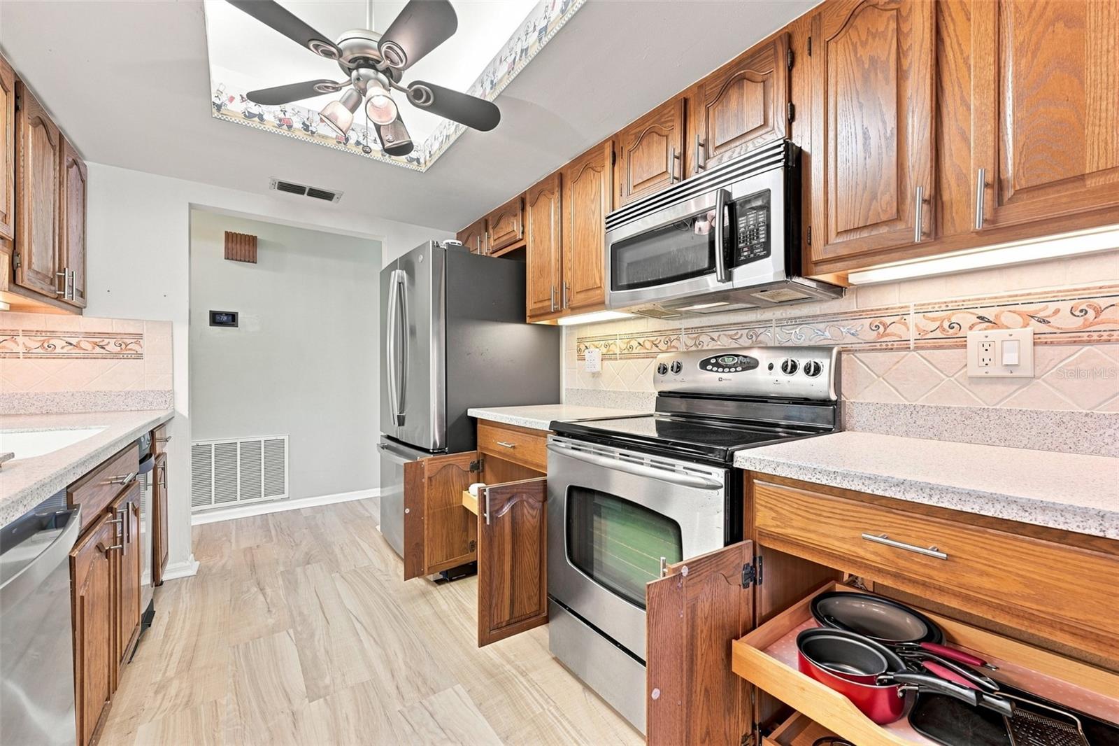 1618 LAYTON CT — photo 11