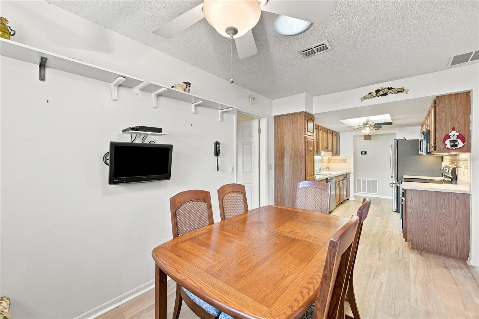 1618 LAYTON CT — photo 15