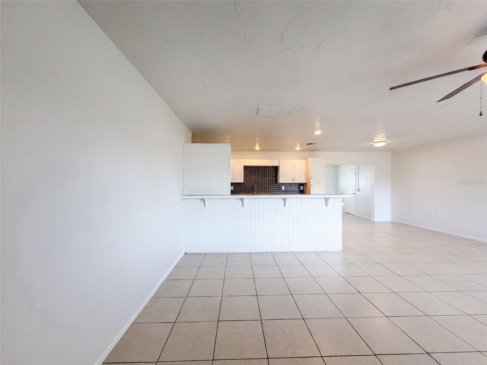 124 SAN BENITO AVE — photo 8