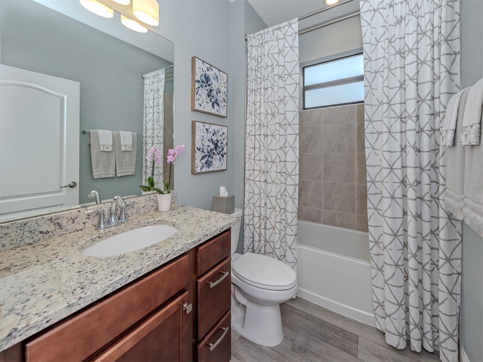 19408 BLUFF DR — photo 12