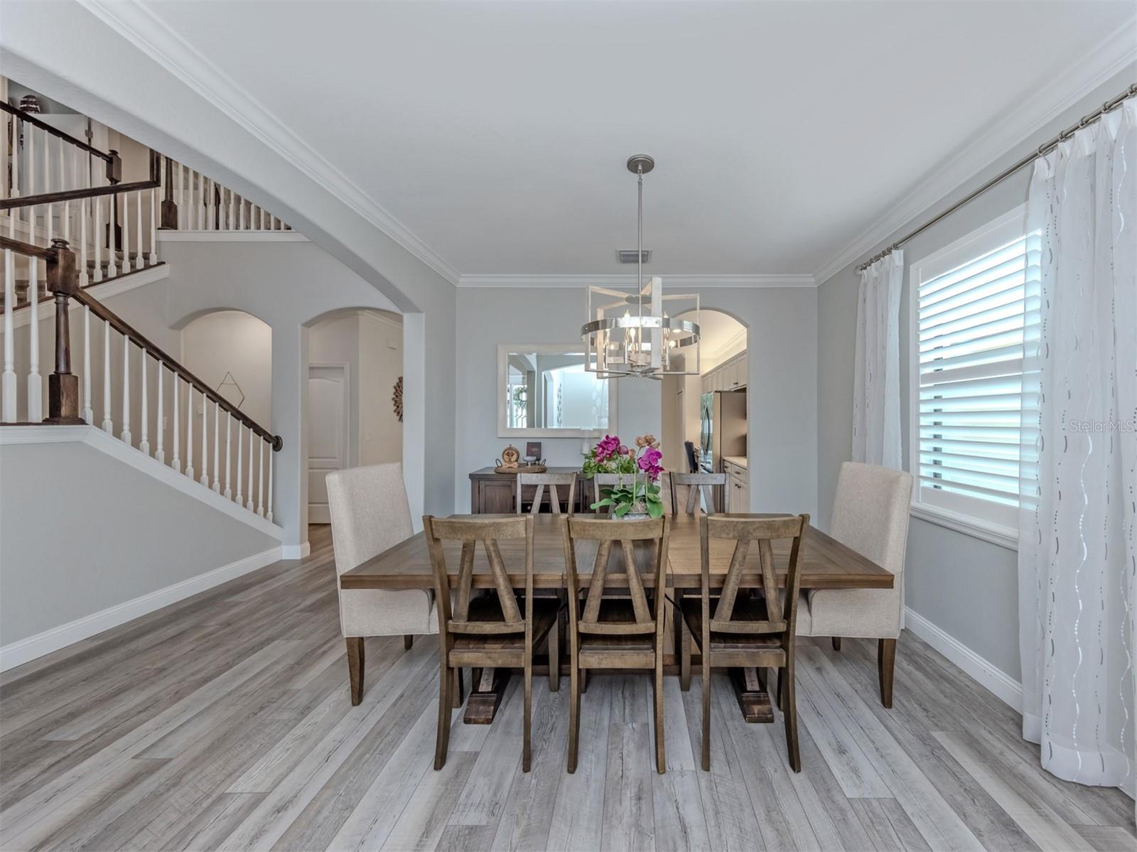 19408 BLUFF DR — photo 4