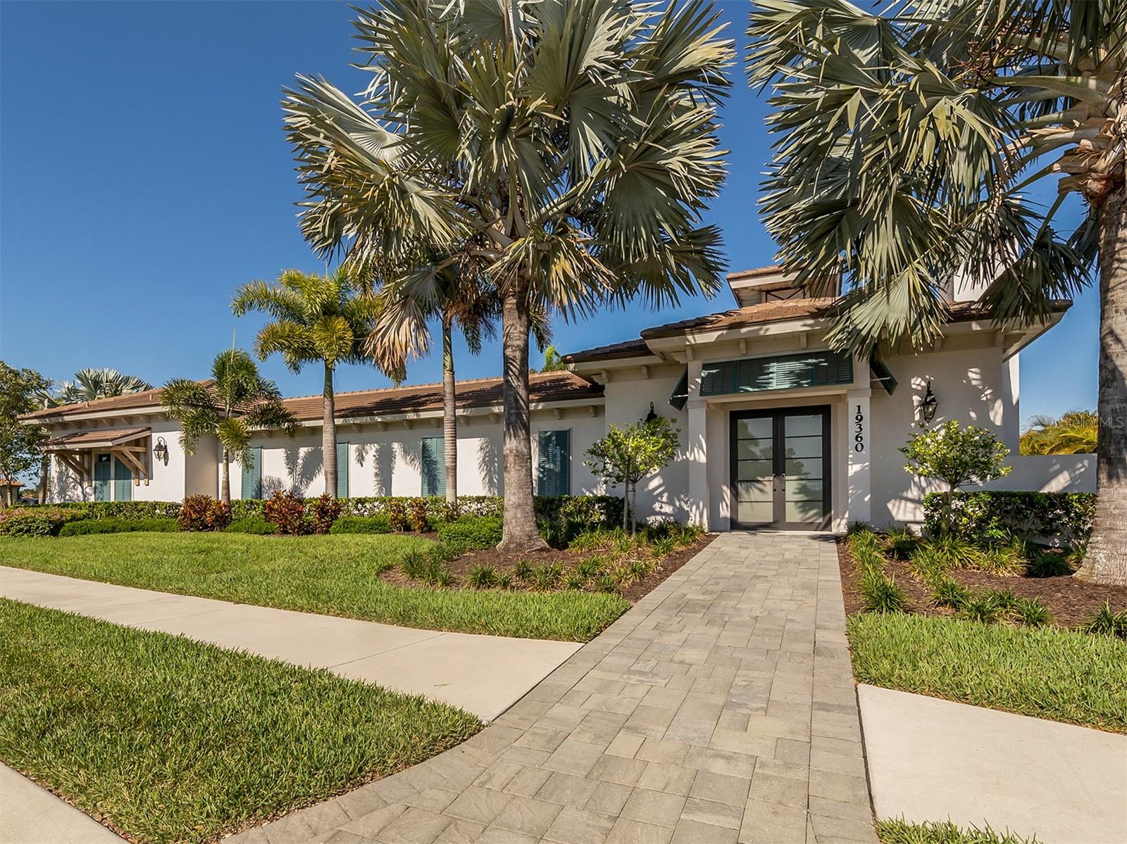 19408 BLUFF DR — photo 40