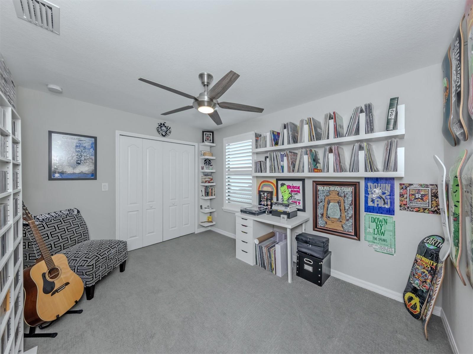 19408 BLUFF DR — photo 22