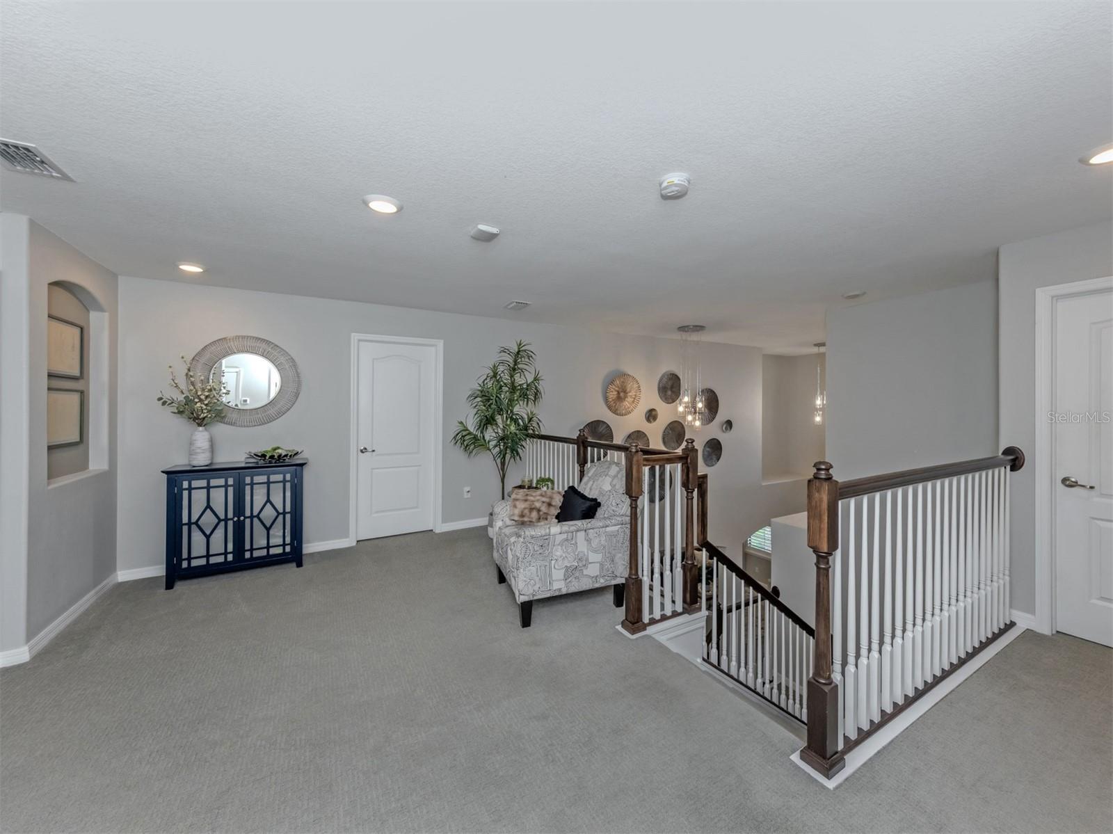19408 BLUFF DR — photo 13