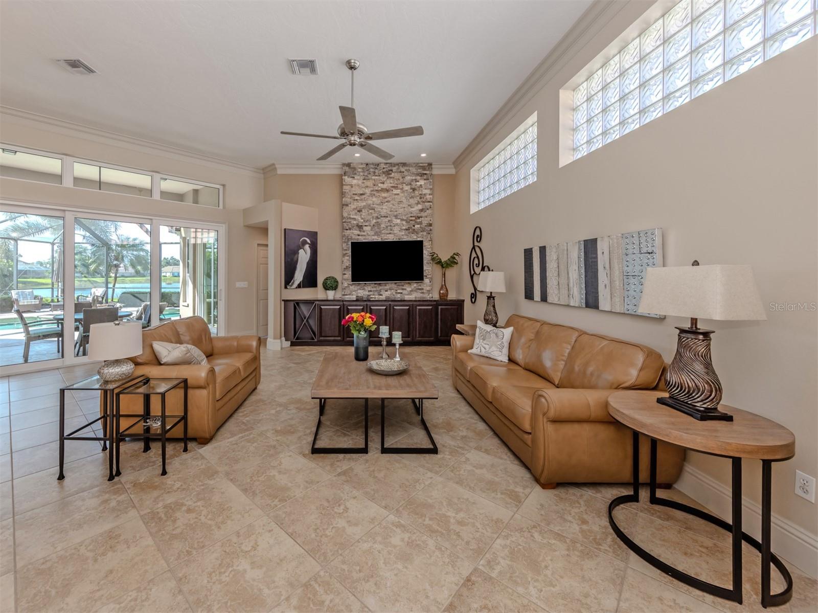 406 WELLINGTON CT — photo 3