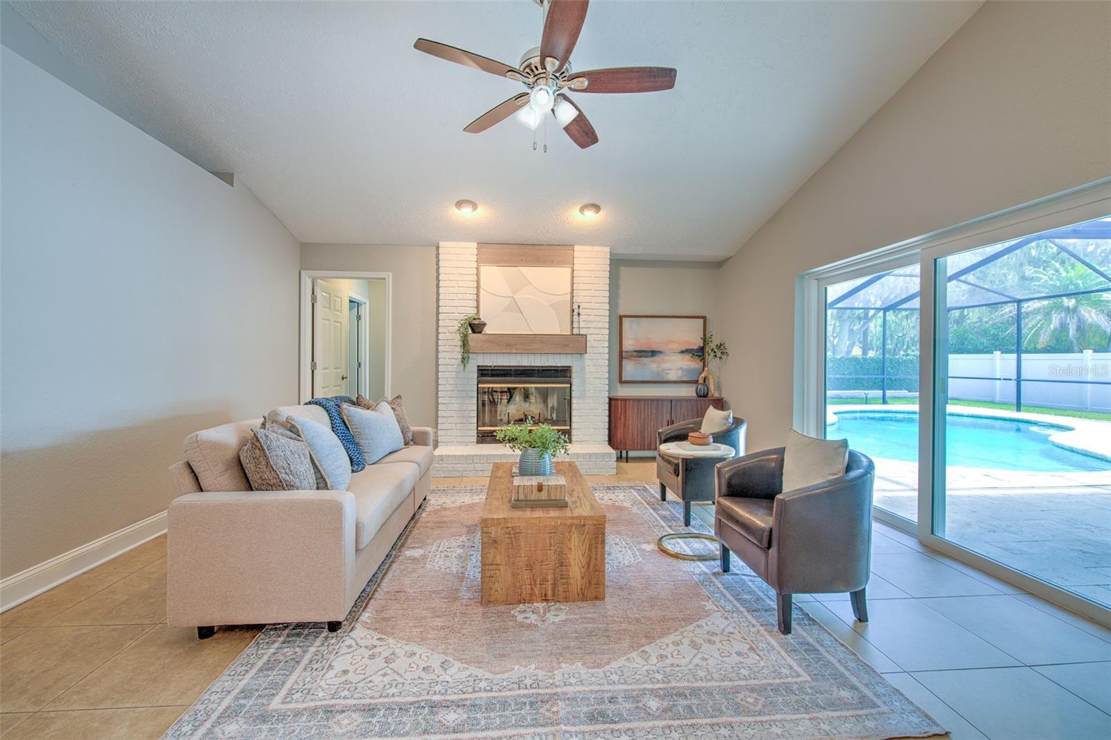 3928 NORTHRIDGE DR — photo 4