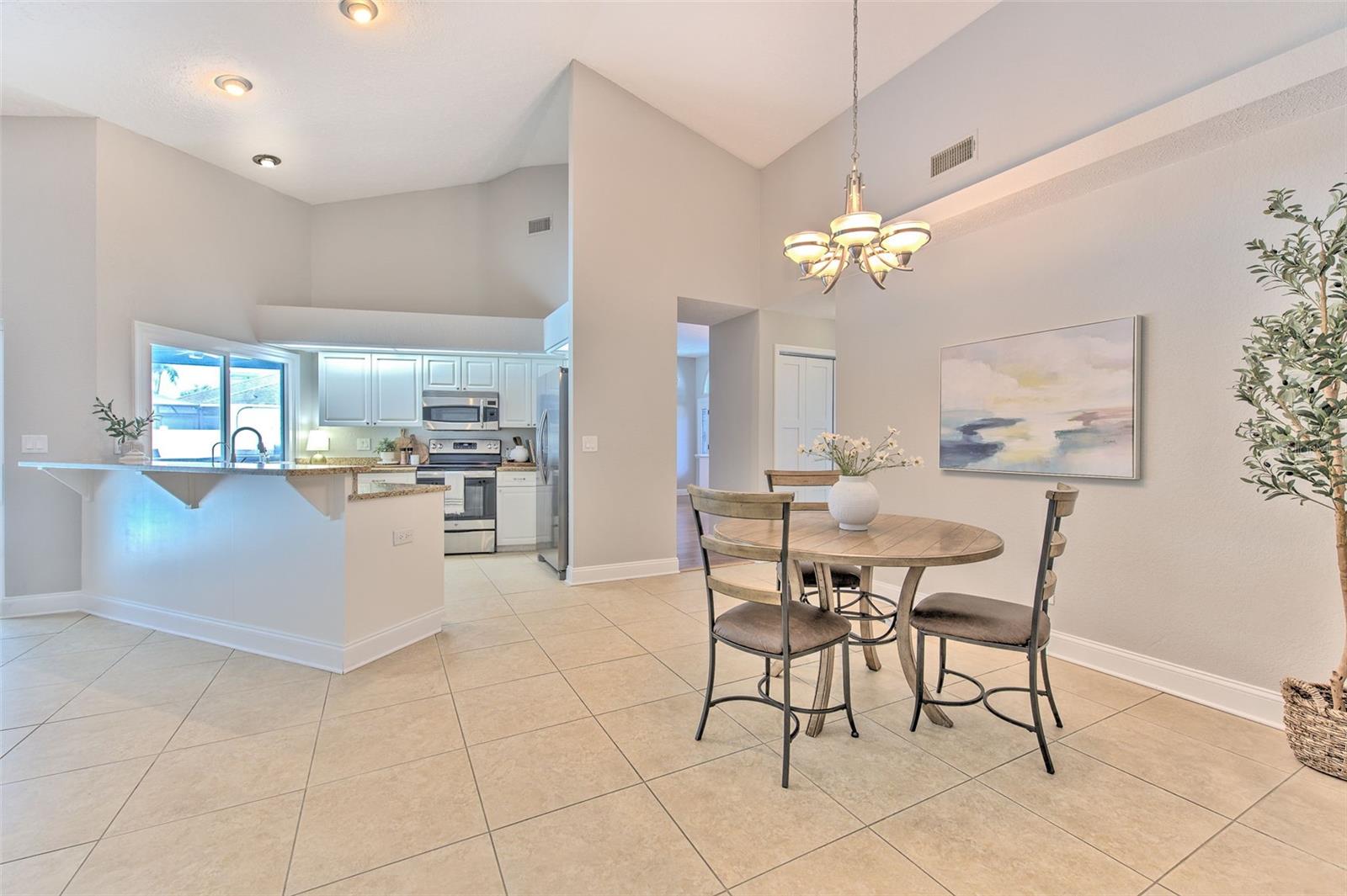 3928 NORTHRIDGE DR — photo 9