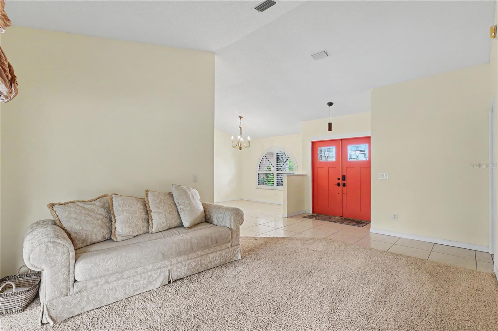 1703 PADDOCK DR — photo 4