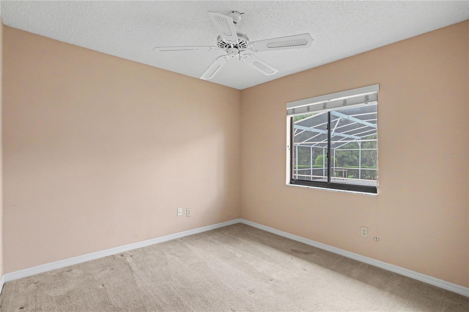 1703 PADDOCK DR — photo 17