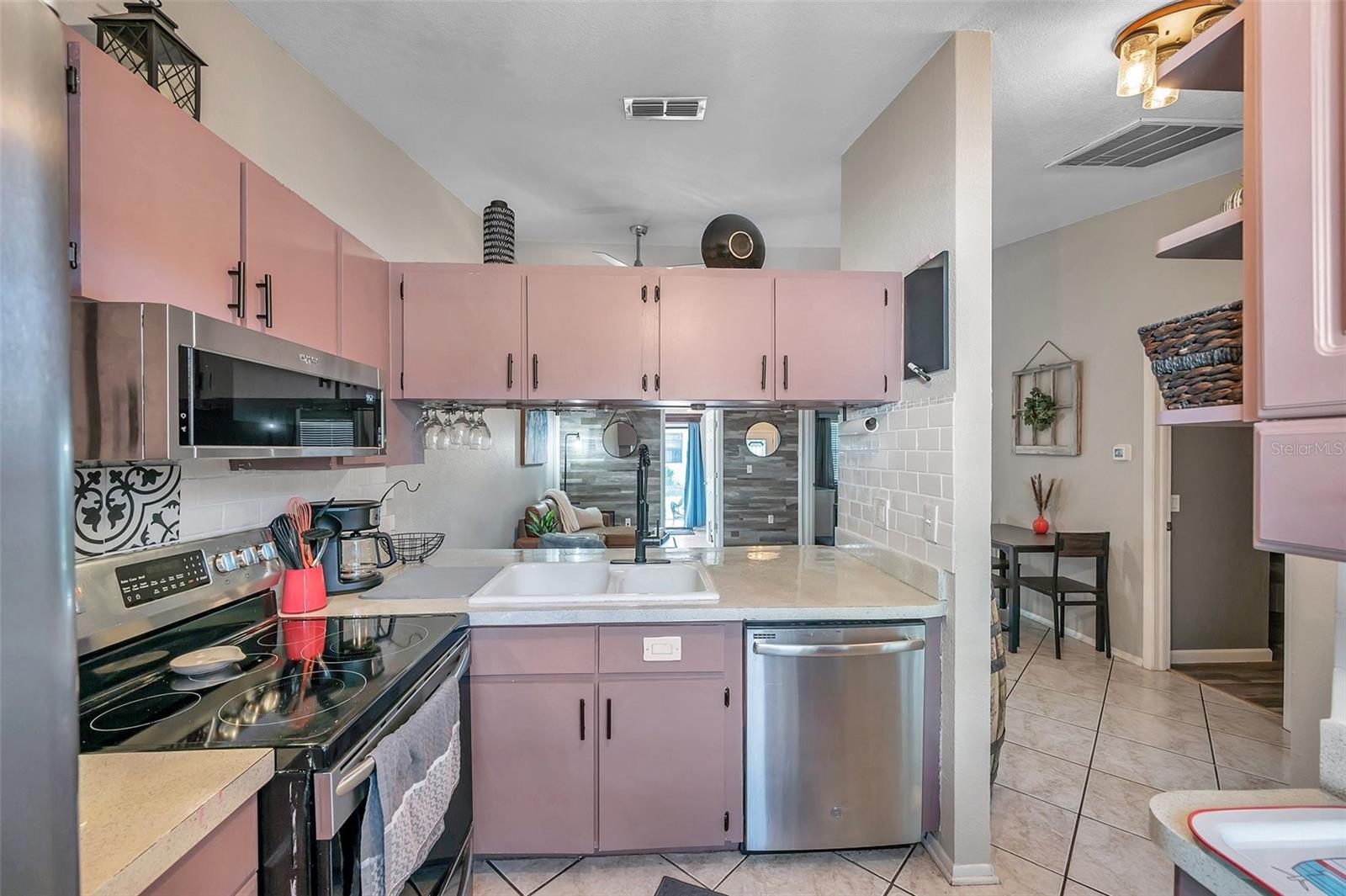 6421 DREXEL DR #4 — photo 34