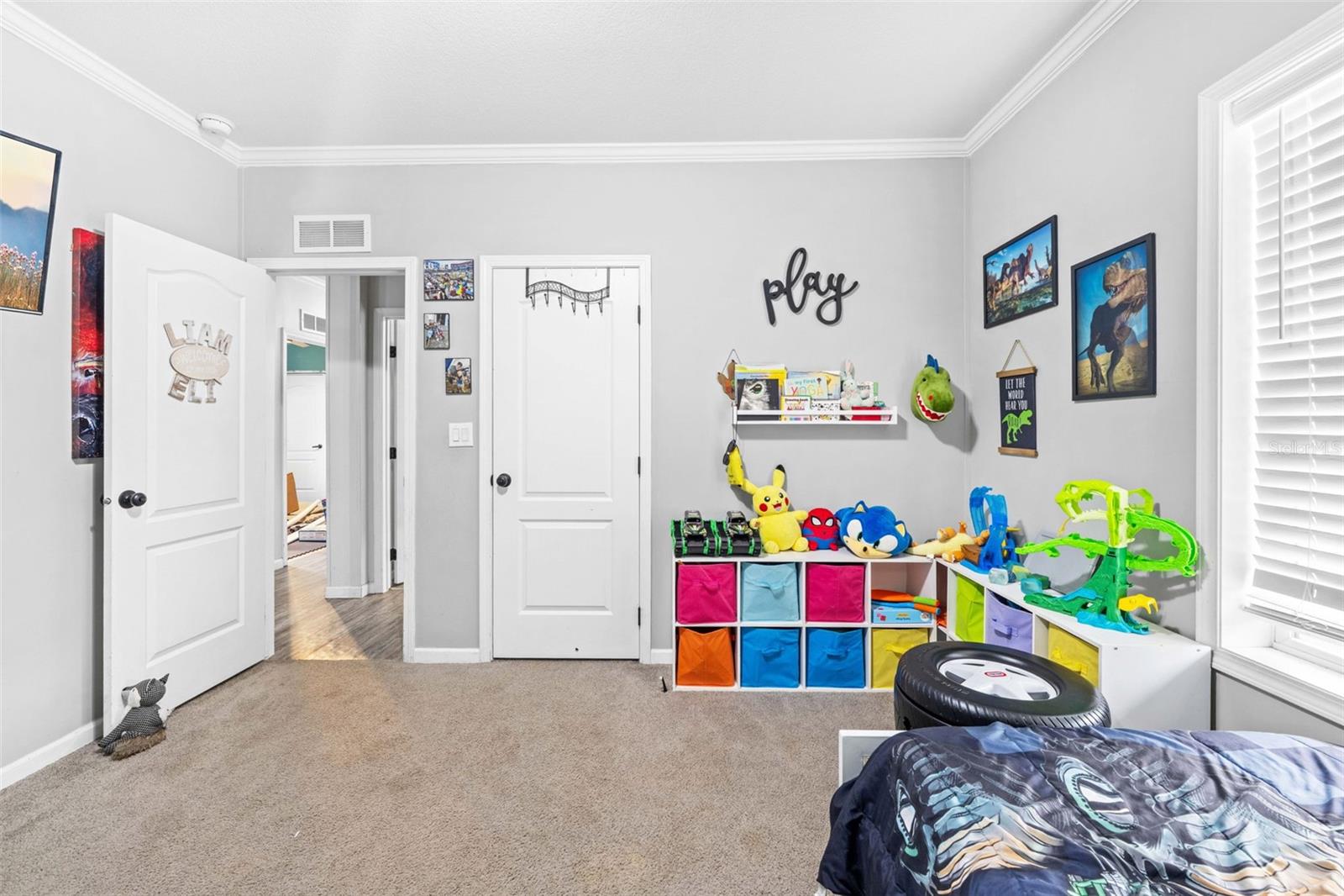 4045 LOURY DR — photo 14