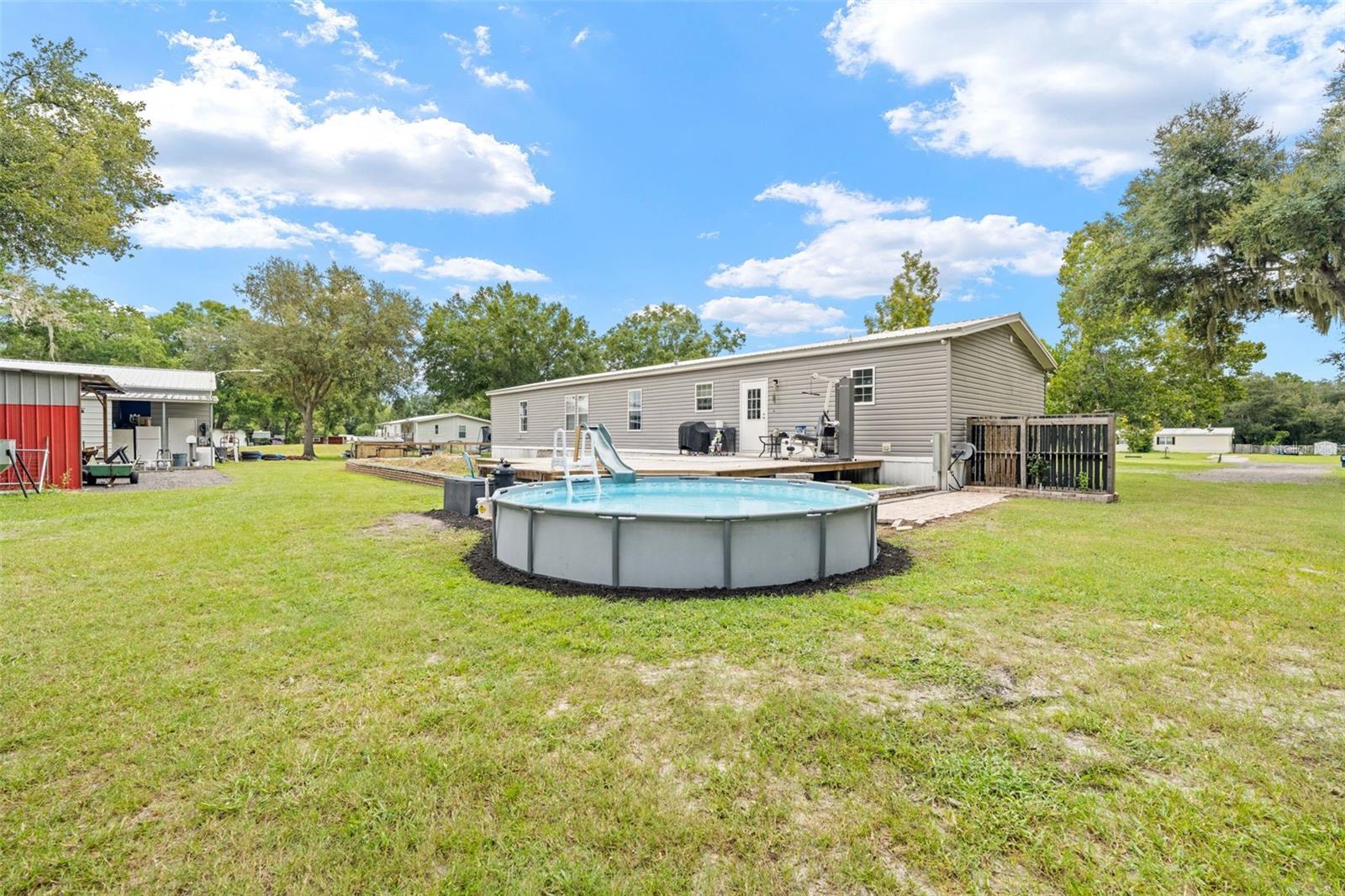 4045 LOURY DR — photo 45