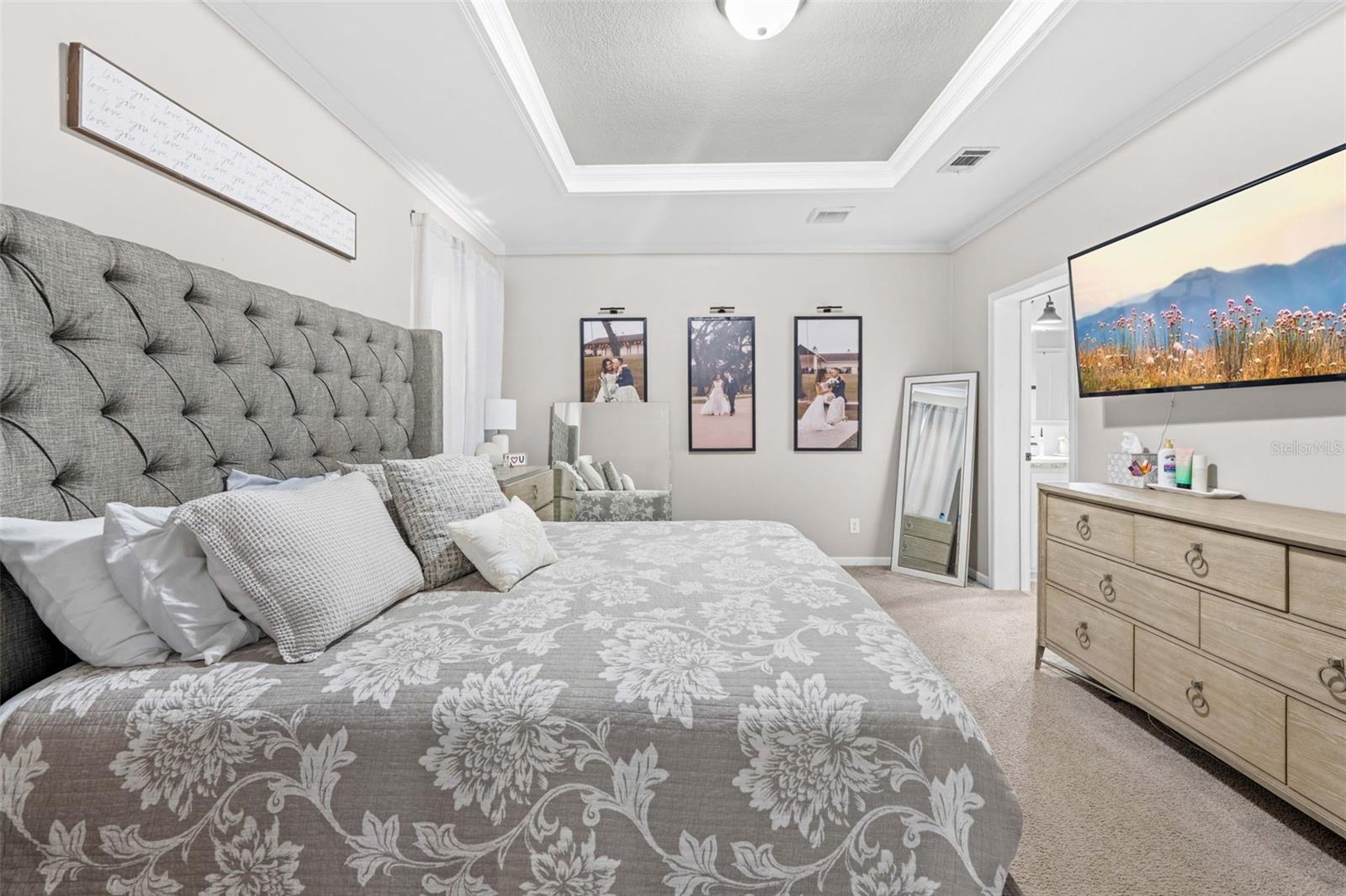 4045 LOURY DR — photo 26