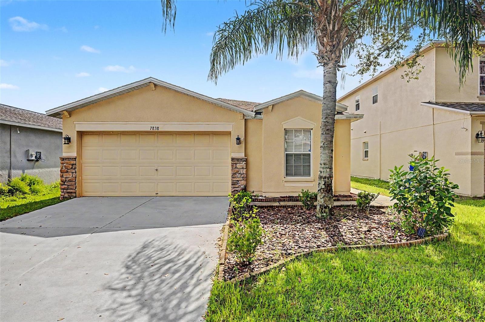 7838 CARRIAGE POINTE DR — photo 6