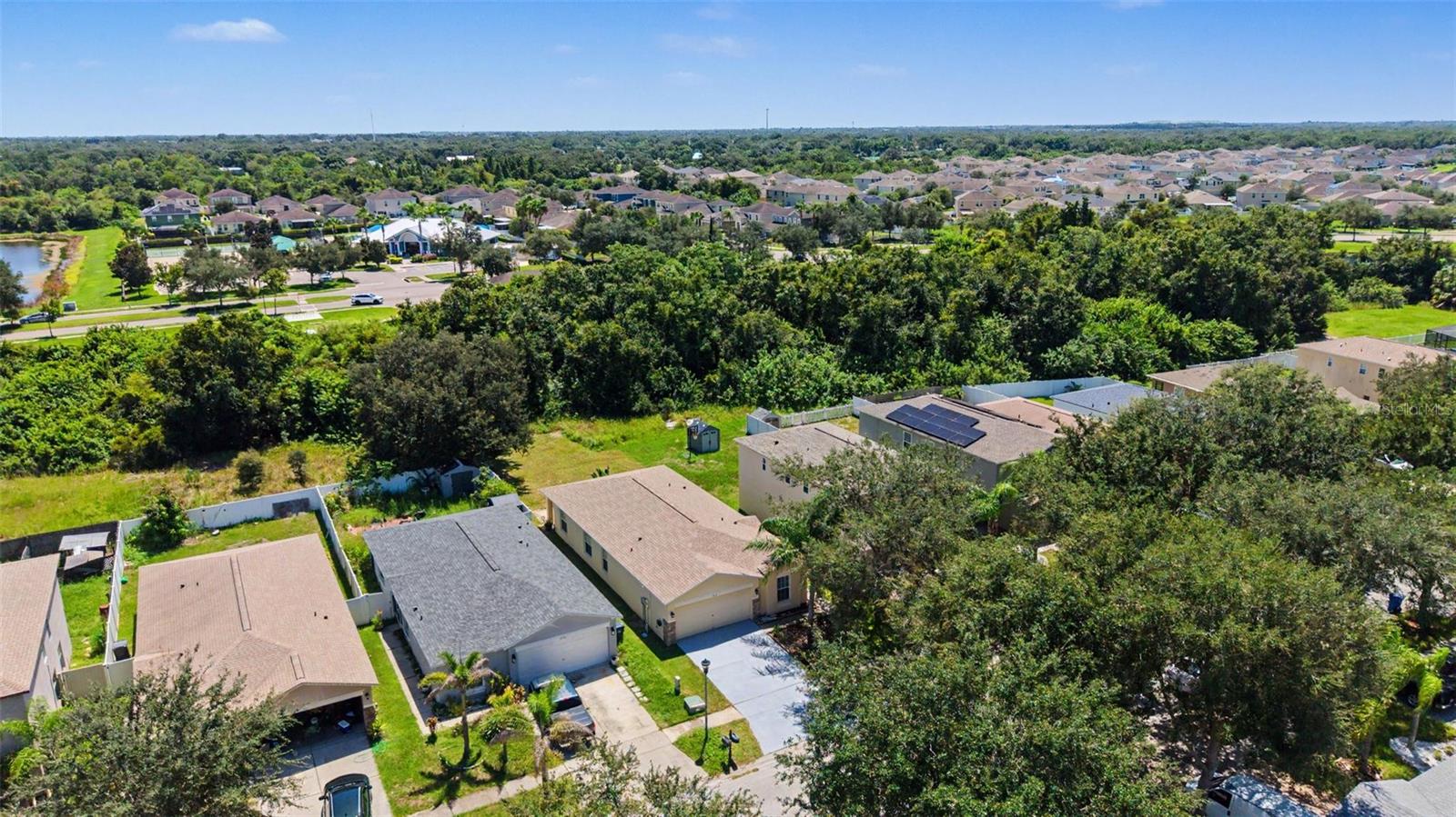 7838 CARRIAGE POINTE DR — photo 71