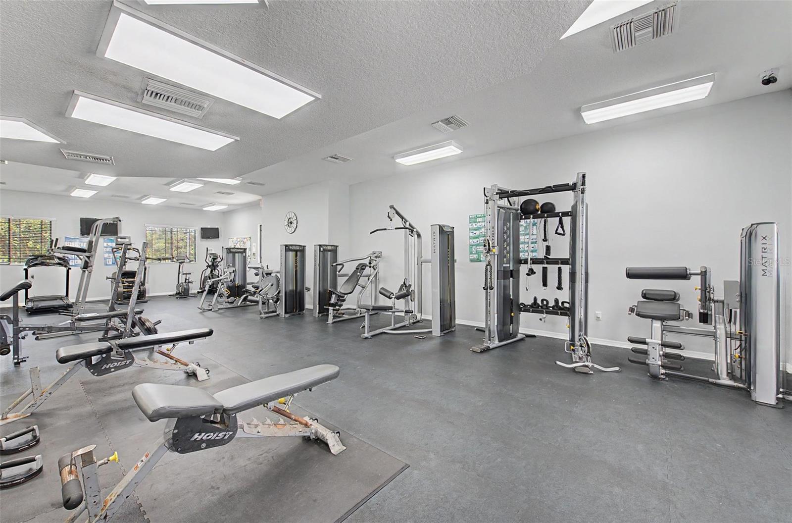 7838 CARRIAGE POINTE DR — photo 67