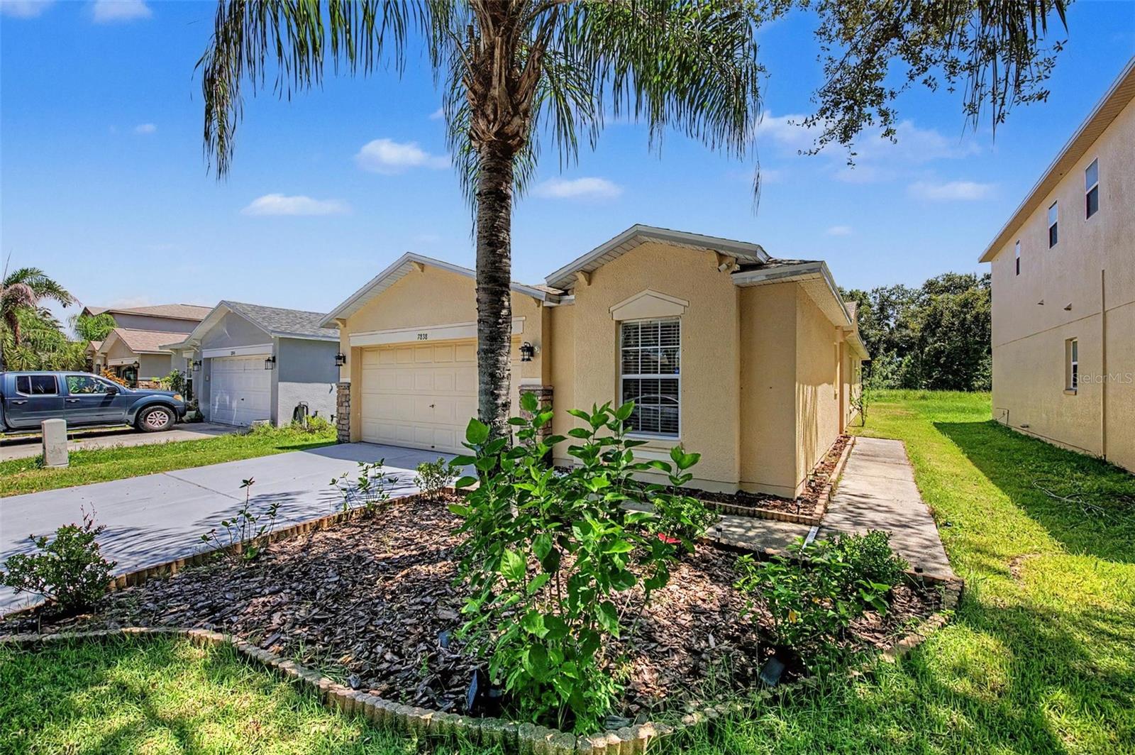 7838 CARRIAGE POINTE DR — photo 7