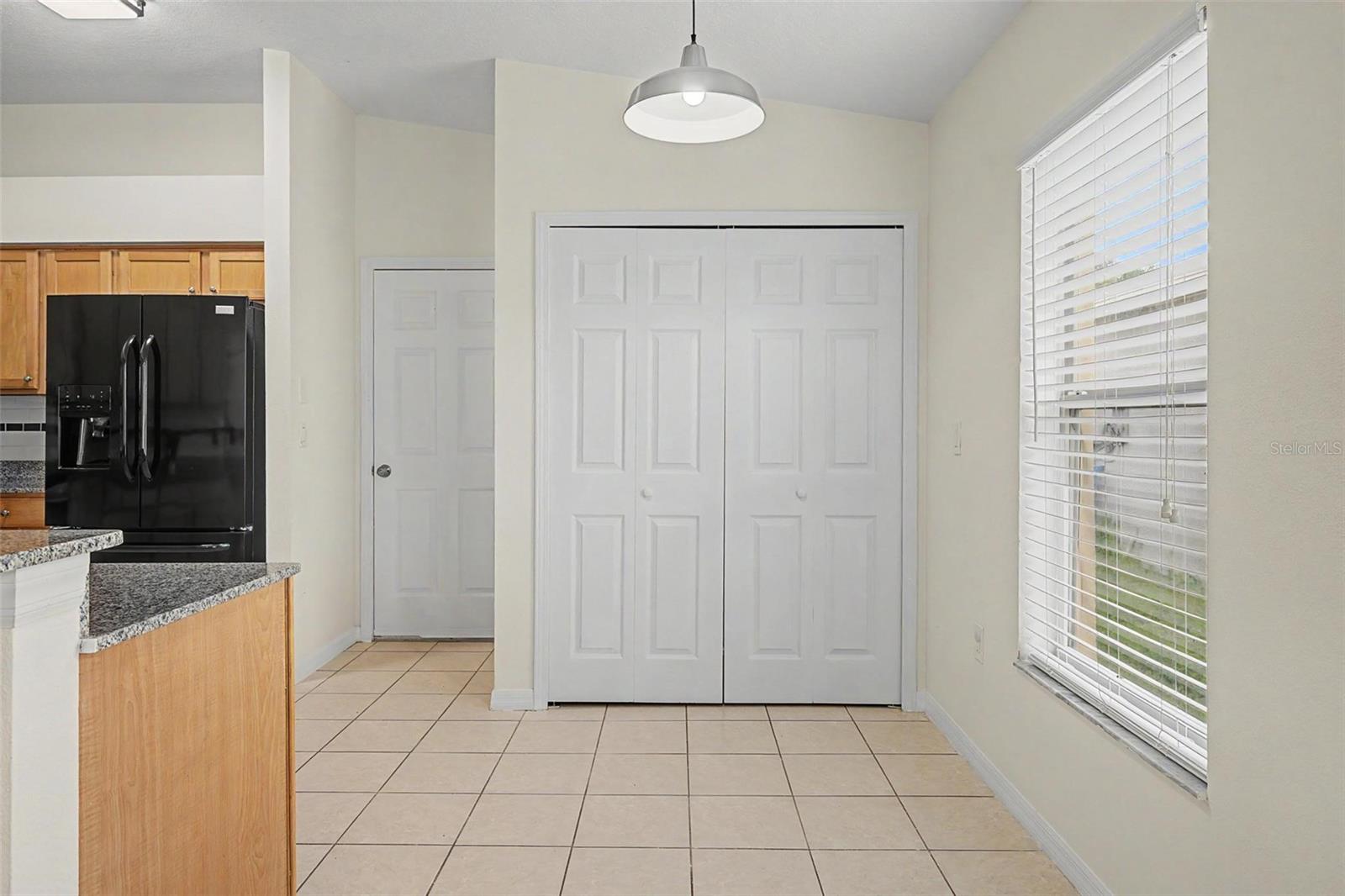 7838 CARRIAGE POINTE DR — photo 22