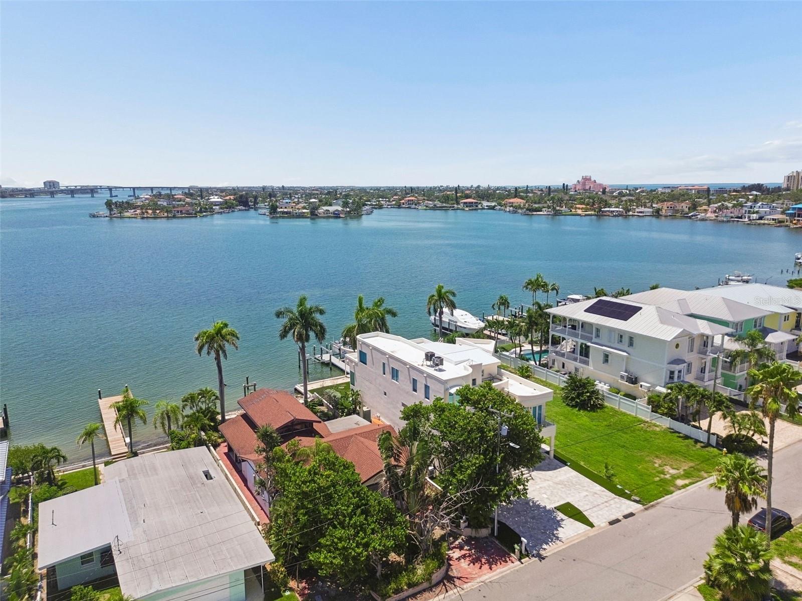 720 BOCA CIEGA ISLE DR — photo 3