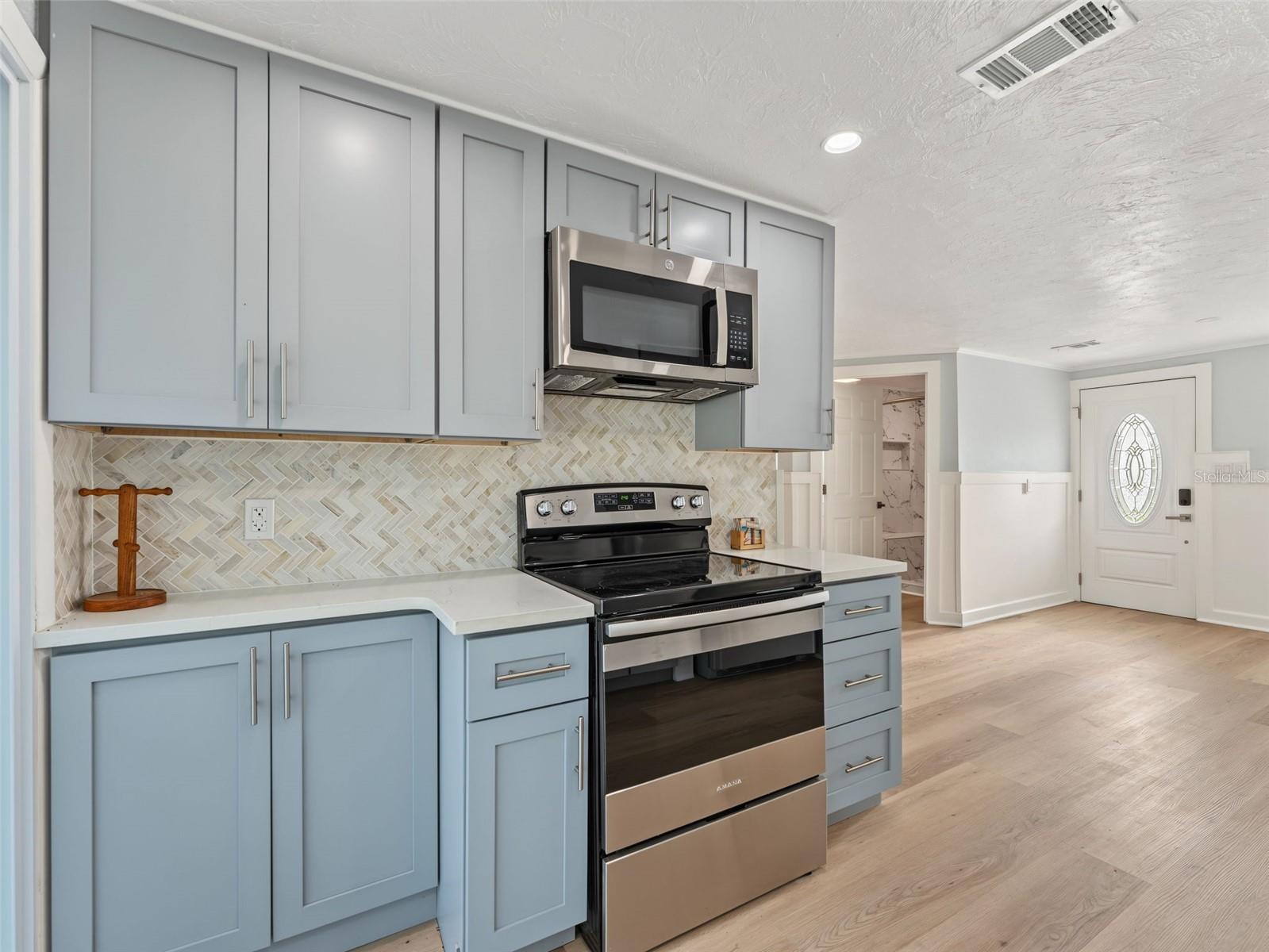14233 SHILOH CT — photo 14