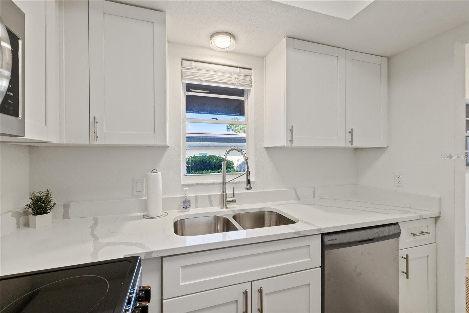 5154 TURQUOISE LN #106 — photo 16