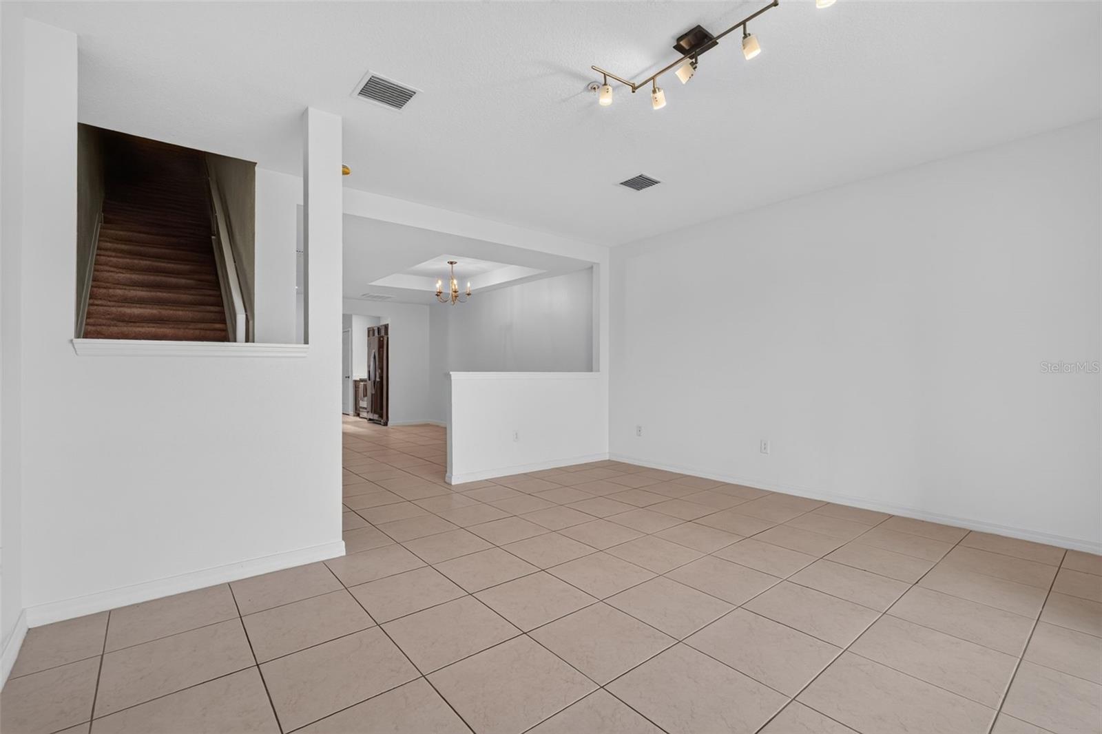 4072 OVERTURE CIR #462 — photo 25