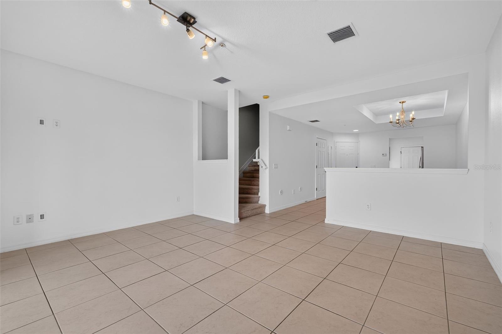 4072 OVERTURE CIR #462 — photo 26