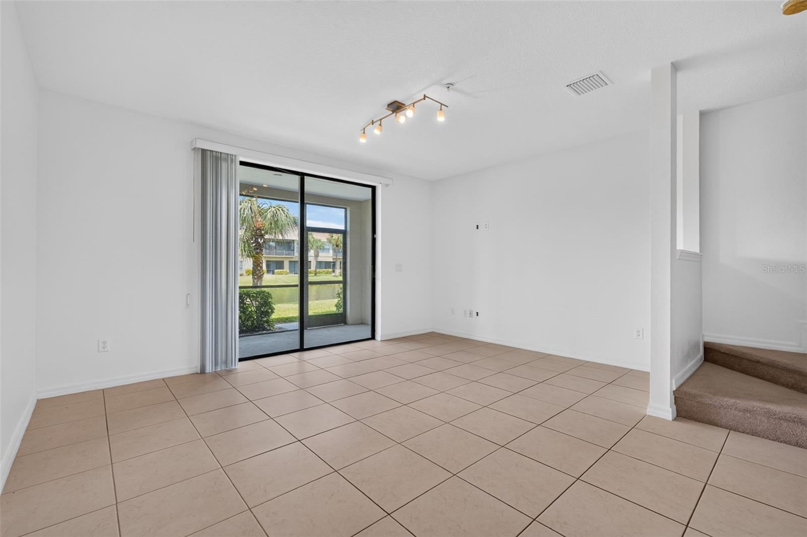 4072 OVERTURE CIR #462 — photo 28