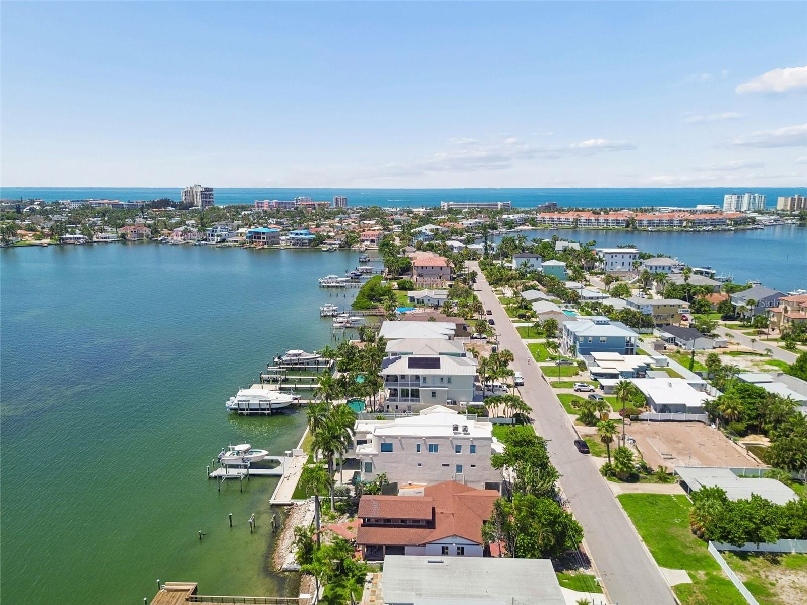 720 BOCA CIEGA ISLE DR — photo 8