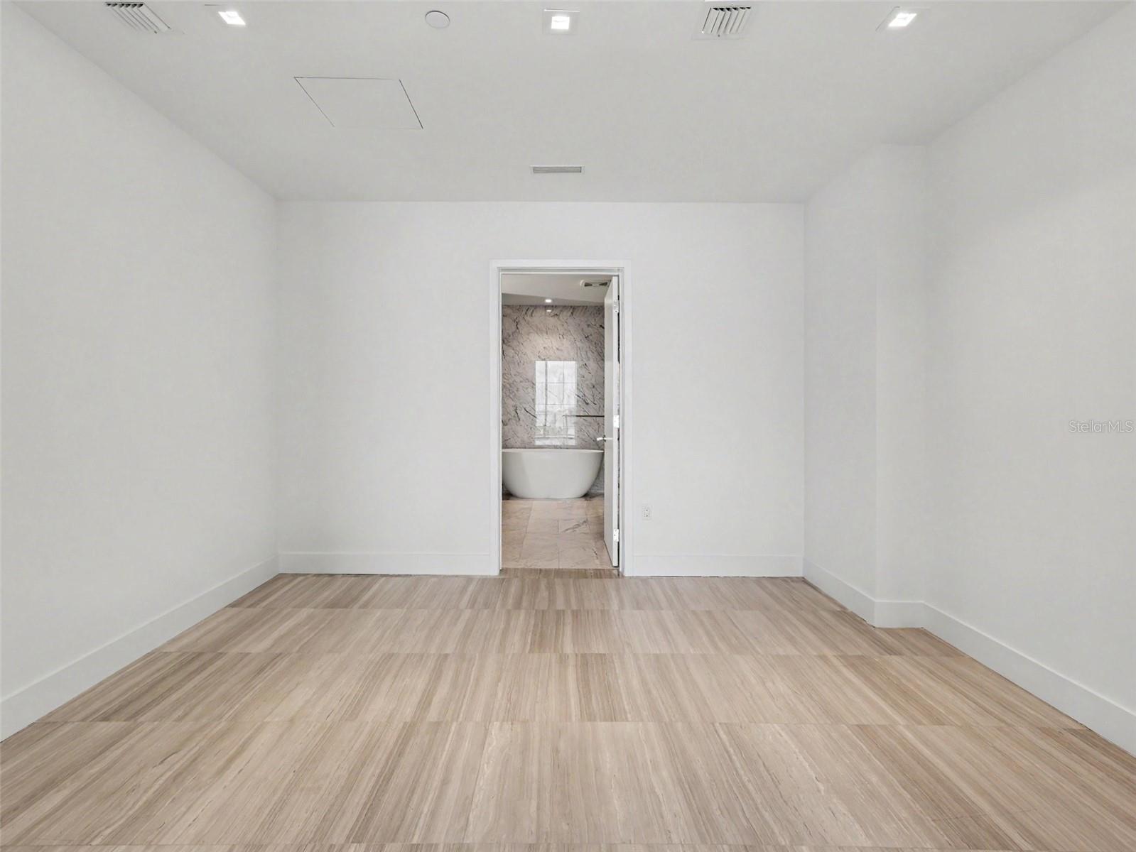 3101 W BAYSHORE ST #502 — photo 19