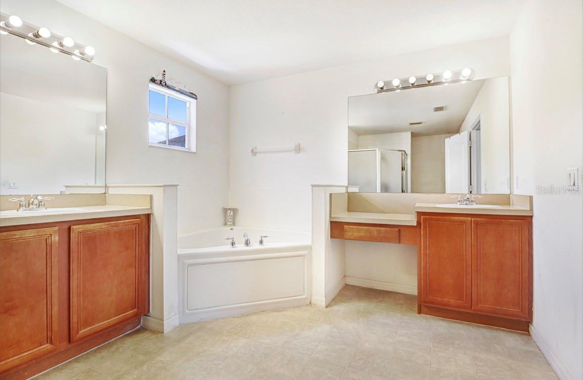 9312 LOGWOOD CT — photo 27