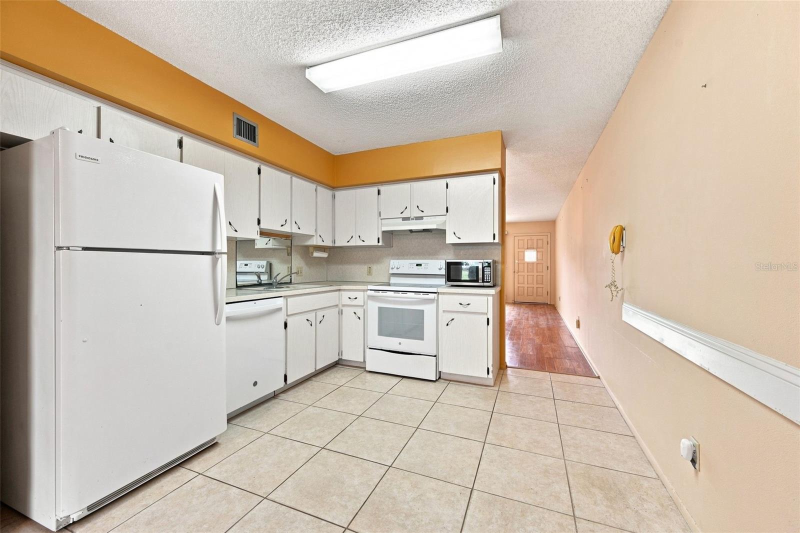 2295 BELGIAN LN #5 — photo 9