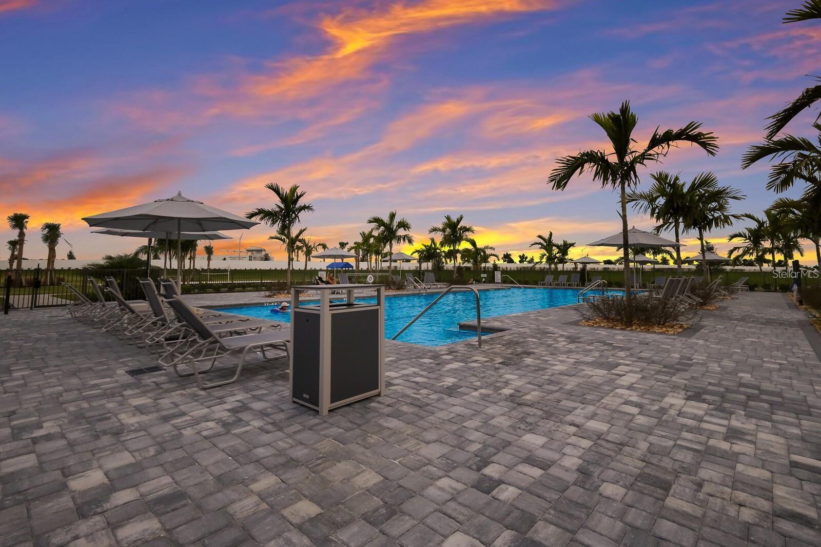 15520 SUNNY DAY DR — photo 31