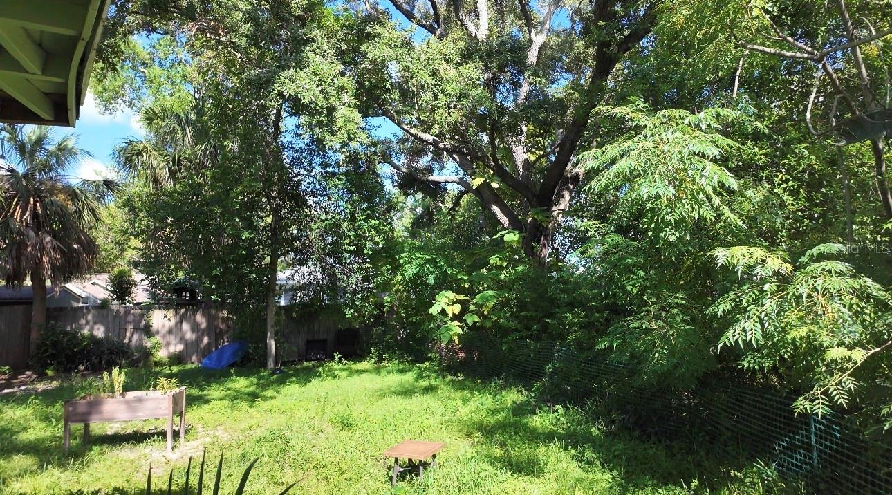 1121 ORANGE AVE — photo 14