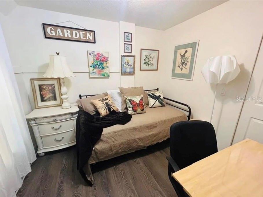 1121 ORANGE AVE — photo 4