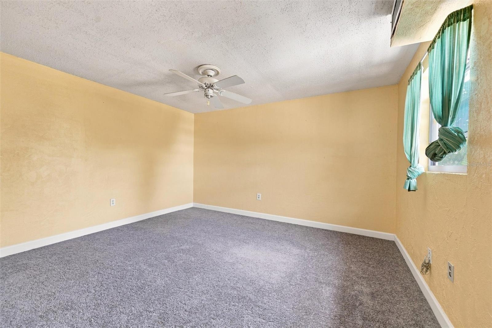 352 LAKE RD — photo 41