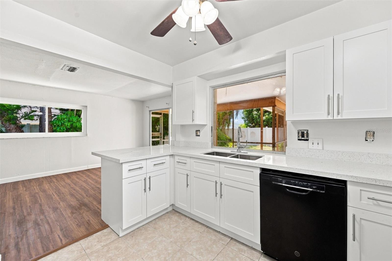 352 LAKE RD — photo 16