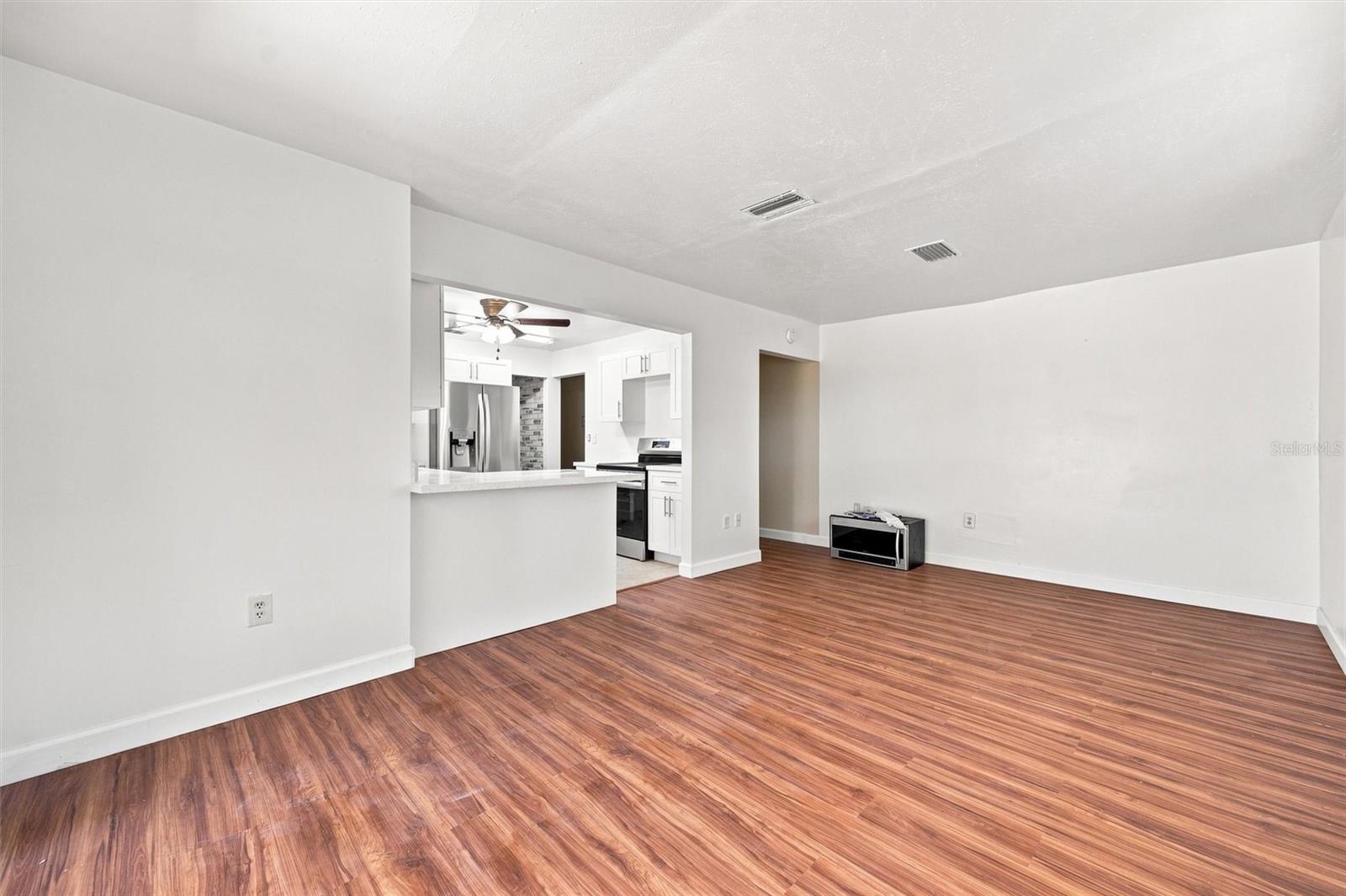 352 LAKE RD — photo 19