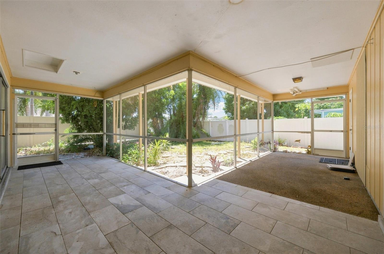352 LAKE RD — photo 27
