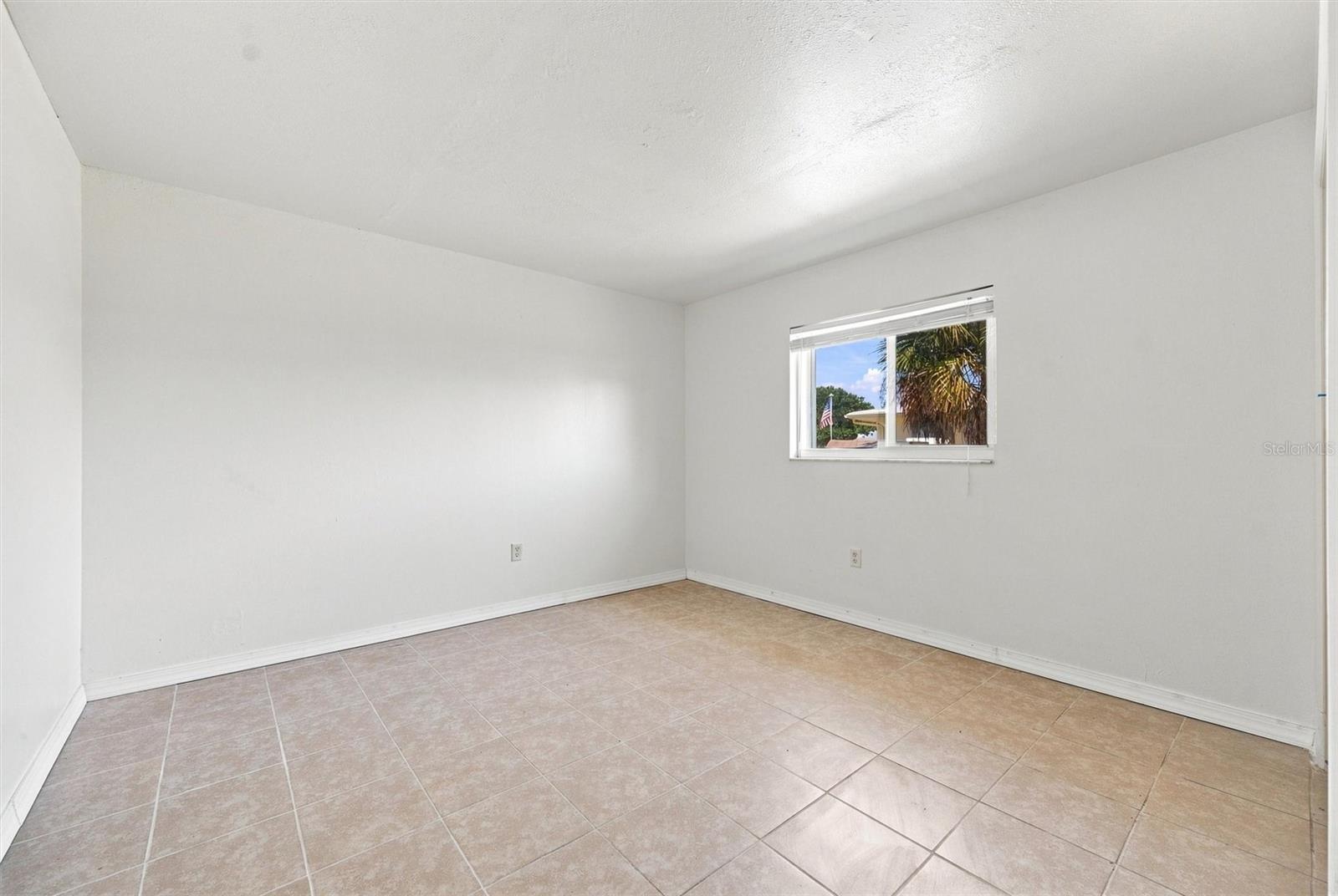 352 LAKE RD — photo 20
