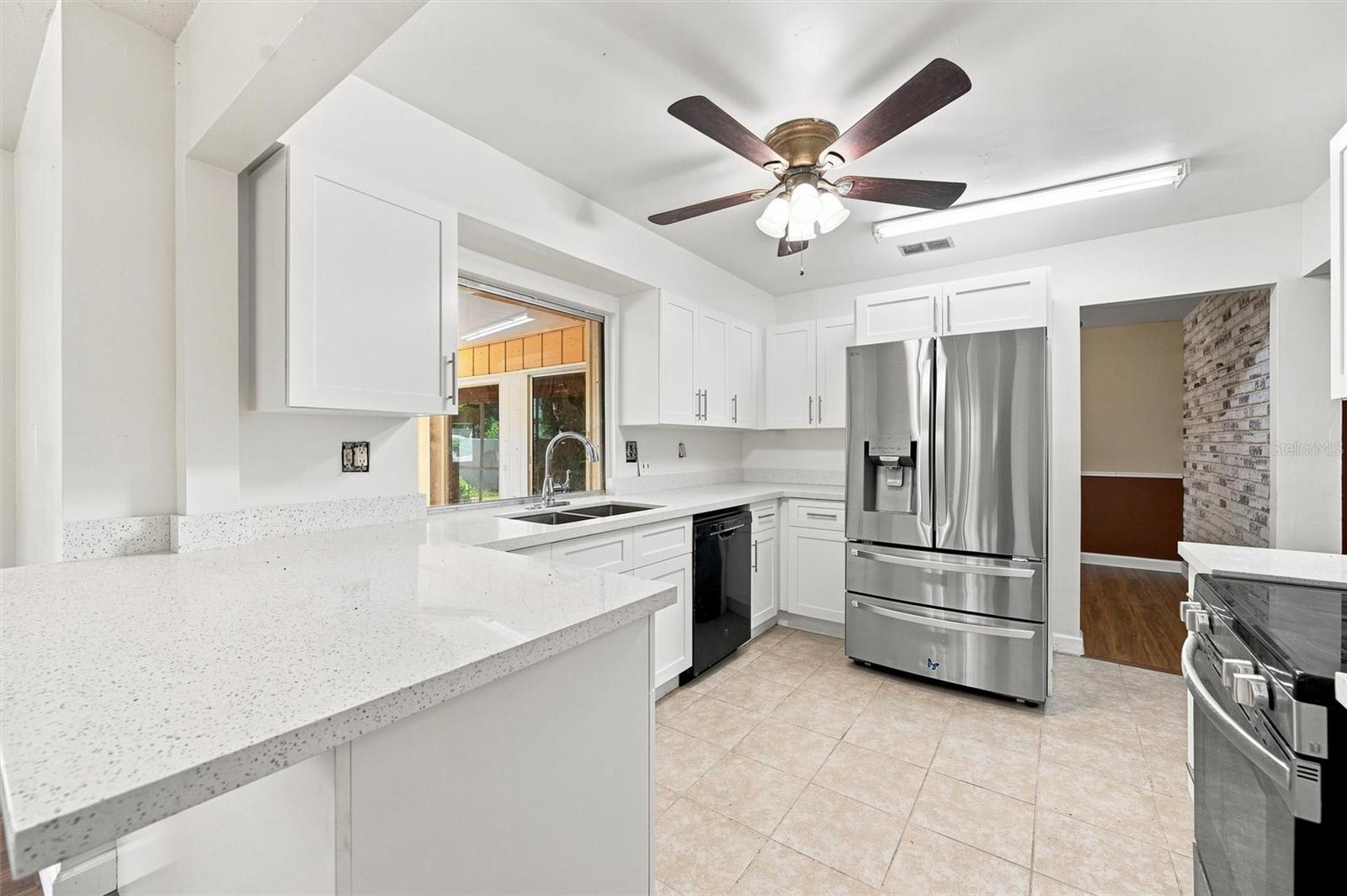 352 LAKE RD — photo 14
